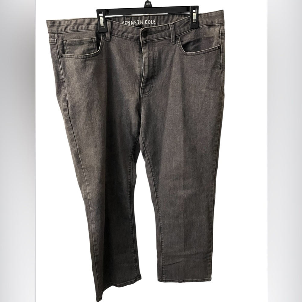 Kenneth Cole Men’s Jeans Size 40x29 Regular Straight Color Gray